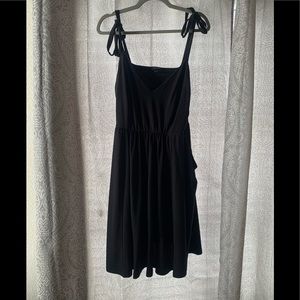 Torrid black tie strap skater dress with pockets size 1X